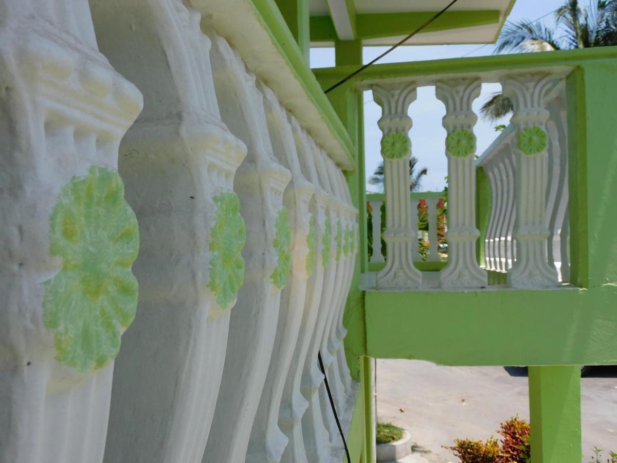 Отель Casa De Huespedes Yoli By Rotamundos Playa Chachalacas Экстерьер фото